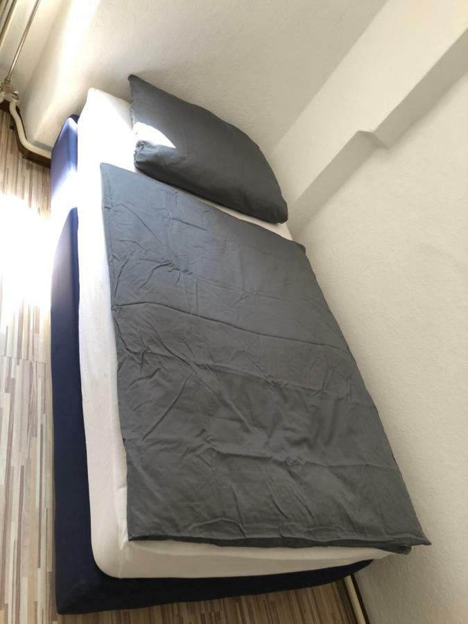 Downtown City - Privaterooms Fürth エクステリア 写真